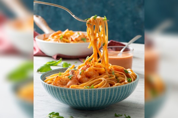 Linguine with Shrimp and Creamy Tomato Sauce