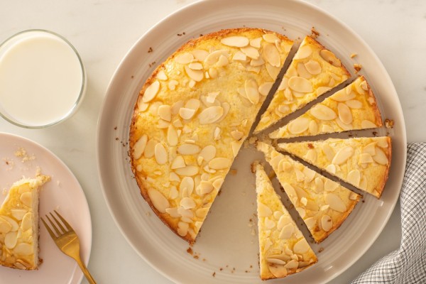Boterkoek 'Dutch butter cake'