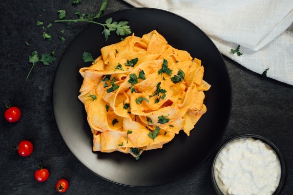 creamy-cottage-cheese-pasta-2024