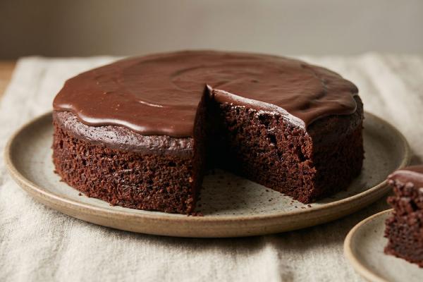 lite and easy chocolate cake