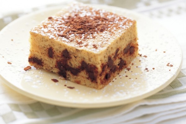 banana chocolate chip snacking cake