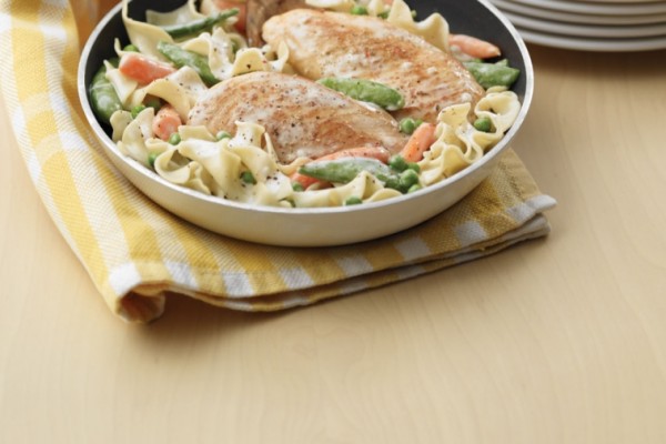 chicken noodle skillet supper