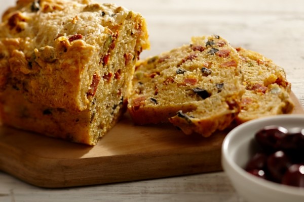 chorizo pistachio loaf