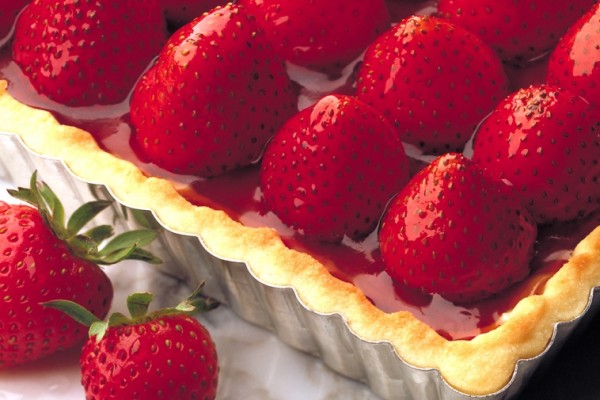 fresh strawberry flan