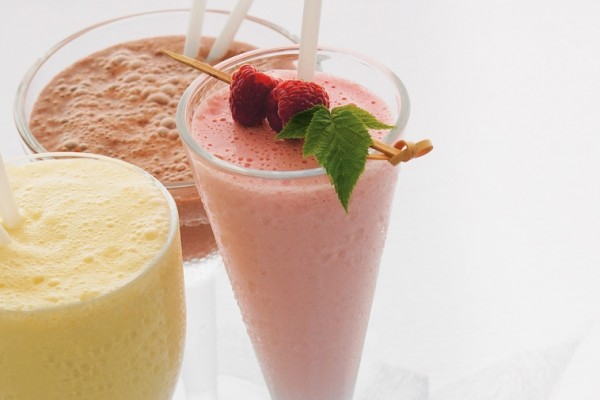 frosty yogurt shakes
