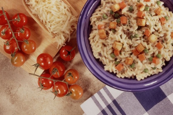 fusilli cheddar bake