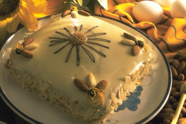 honey and almond cake