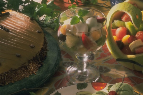 honeyed yogourt fruit salad