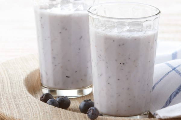 lychee blueberry smoothie
