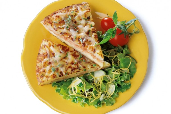 rosti potato cake with ham and canadian swiss cheese