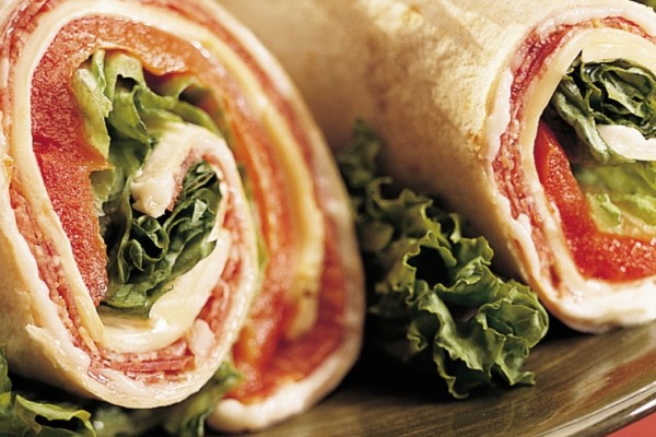sichuan chicken wraps with canadian swiss cheese