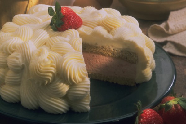 strawberry rhubarb mousse cake