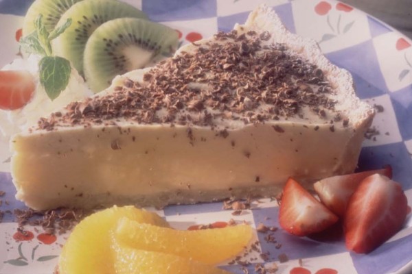 white chocolate mousse pie