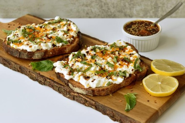 Lemon Chili Cottage Cheese Toast