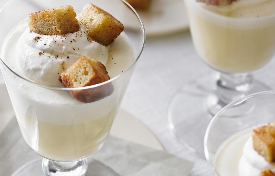 Eggnog panna cotta