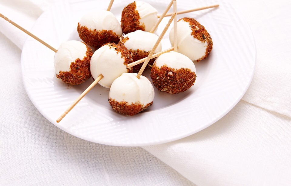 Spiced cocktail bocconcini