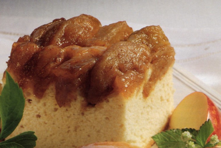 balsamic glazed apple cake