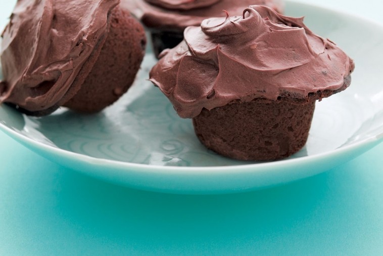 chocolate chocolate chip cupcakes