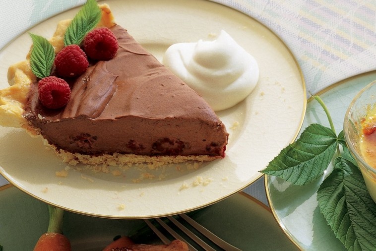 chocolate raspberry cream pie