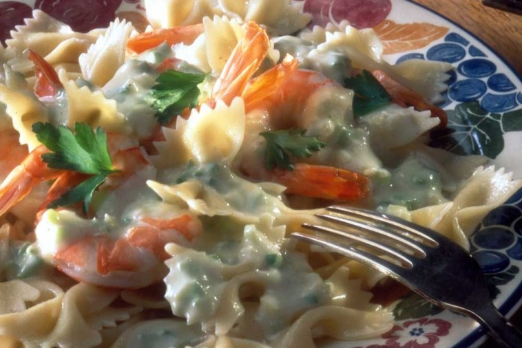 creamy farfalle with shrimp