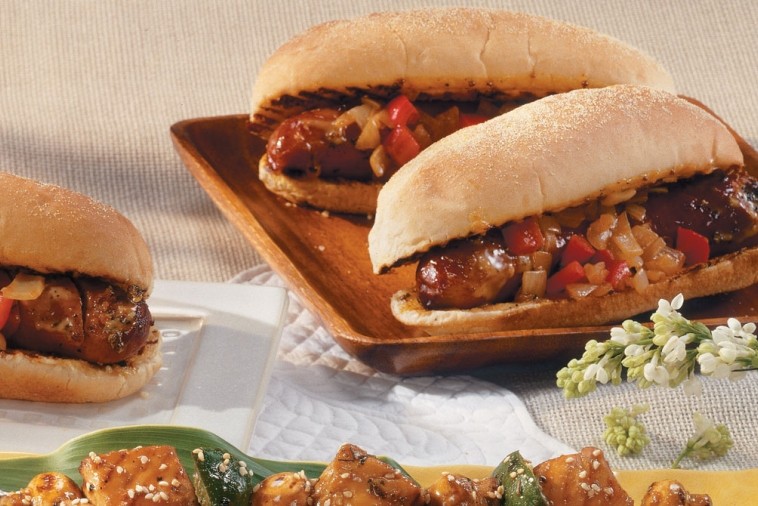 creole sausage on a bun