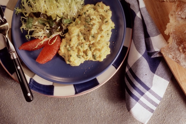 easy cheesy brunch eggs