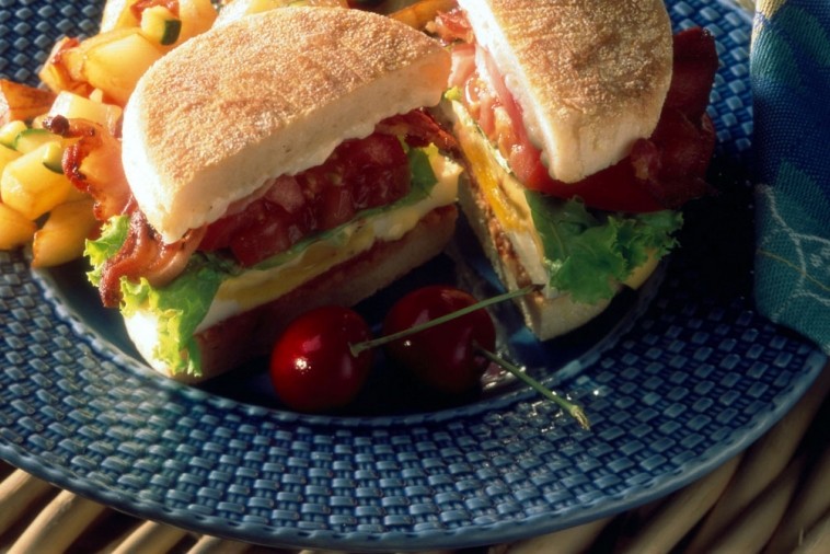 easy egg sandwich