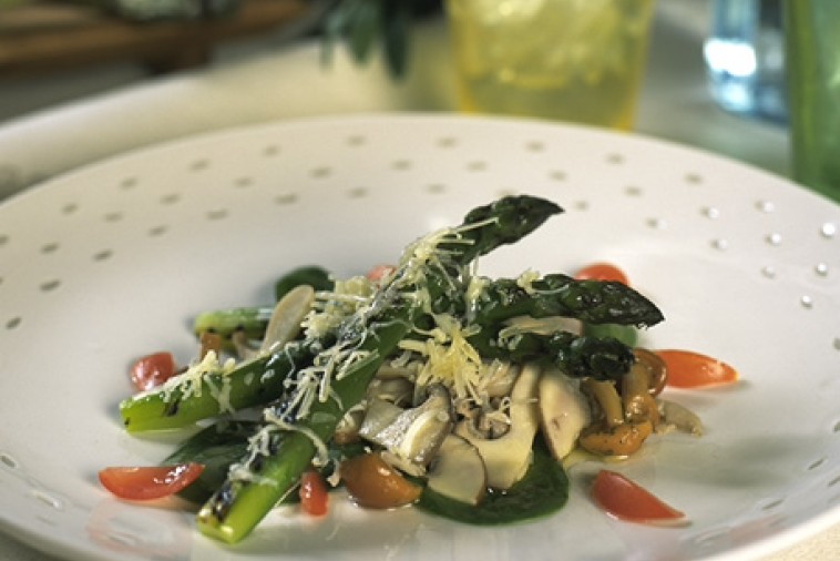 grilled asparagus with sharp canadian cheddar side salad of marinated mushrooms