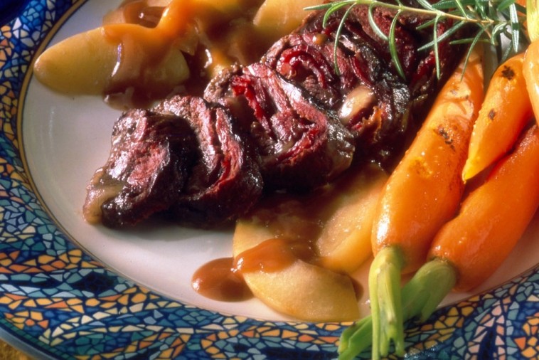grilled cheesy ostrich rolls with apple sauce
