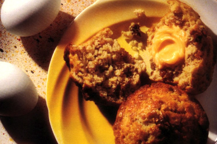 maple walnut oatmeal muffins