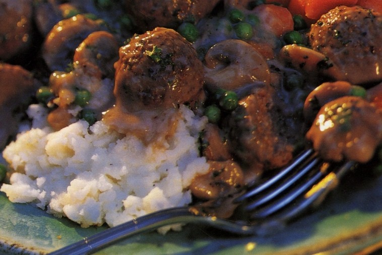 meatballs in creamy mushroom sauce