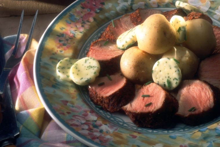 pork tenderloin medallions with garlic and lime butter