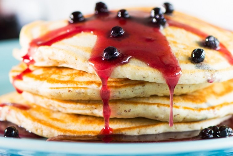 whole wheat blueberry pancakes